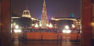 Disneyland_Christmas
