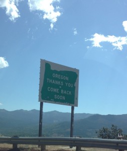 Visit Oregon sign 